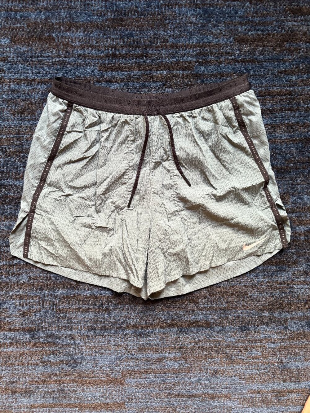 NIKE RUNNING - Flex Stride Run Division Seersucker Running Shorts